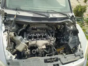Foto de CAJA RELES / FUSIBLES DODGE CALIBER (PM) 2.0 16V CRD CAT (140 CV / 103 KW)