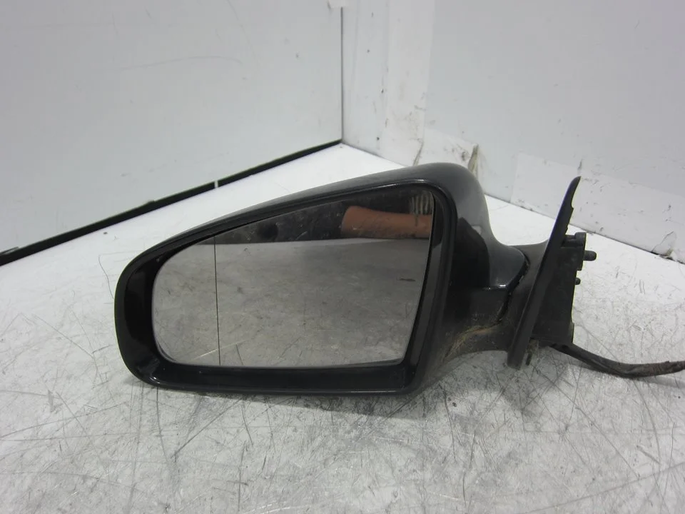 Foto de RETROVISOR IZQUIERDO AUDI A3 (8P1) 2.0 TDI (140 CV / 103 KW) referencia 010754