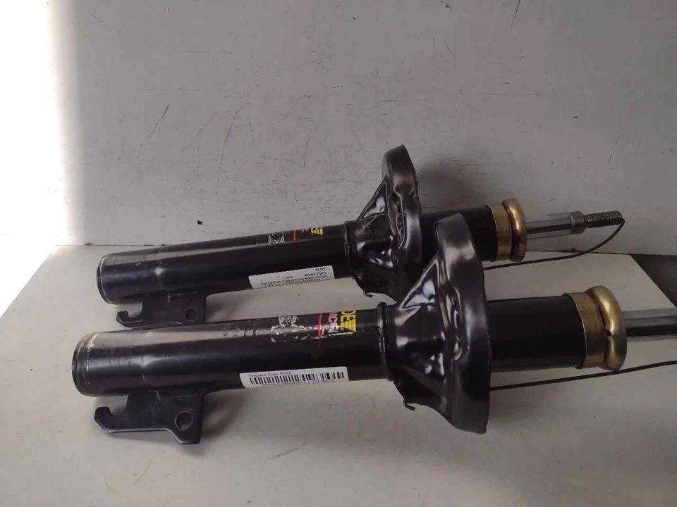 Foto de JUEGO AMORTIGUADORES DELANTERO FORD ORION referencia S4278