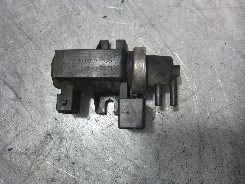 Foto de VALVULA AIRE ADICIONAL BMW SERIE 3 COMPACTO (E46) M47N204D4 referencia 72279600
