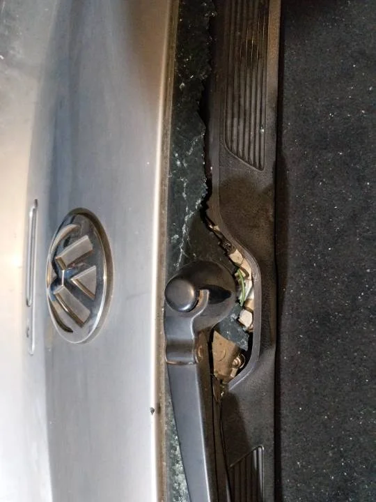 Foto de MOTOR LIMPIA TRASERO VOLKSWAGEN GOLF IV BERLINA (1J1)(10.1997)