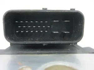 Foto de ABS KIA CARENS (RS) 2.0 Turbodiesel CAT (113 CV / 83 KW) referencia 0K2FC437A0 foto 6