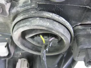 Foto de FARO DERECHO NISSAN MICRA (K12E) referencia 89007102 foto 7