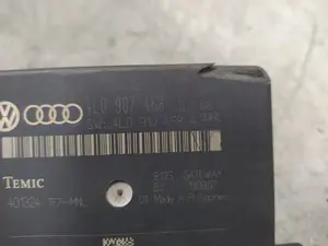 Foto de MODULO ELECTRONICO AUDI A6 BERLINA (4F2) 2.0 TDI (140 CV / 103 KW) referencia 1L0907468E foto 2