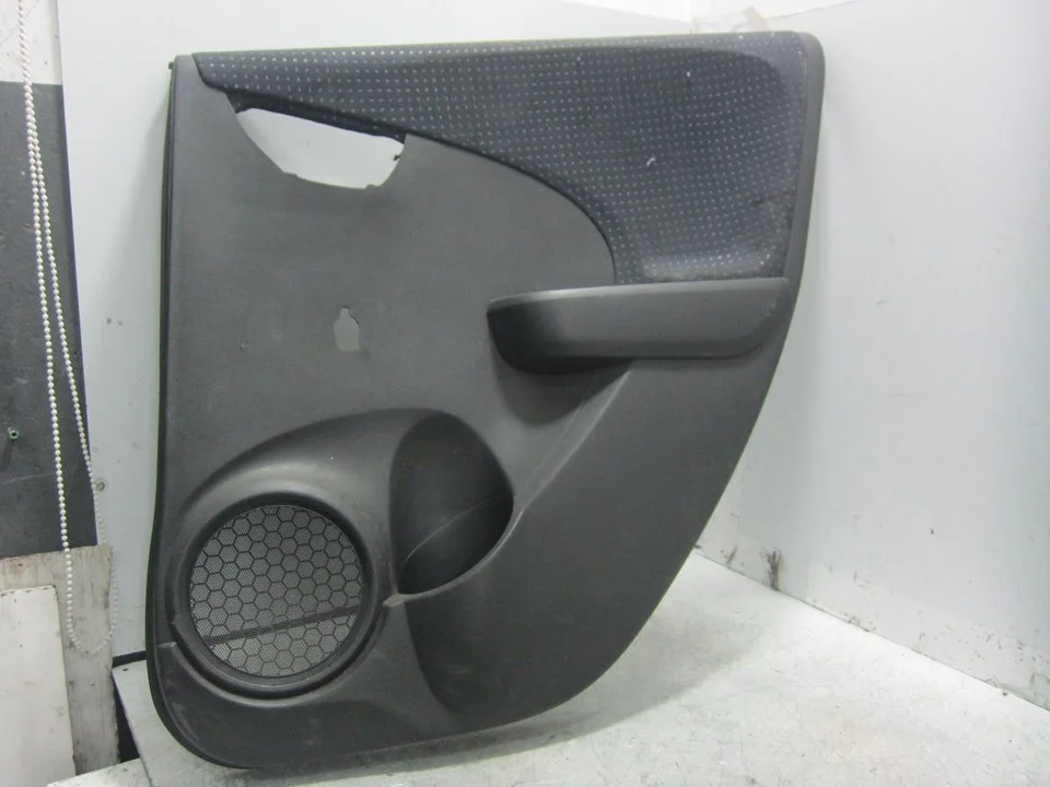 Foto de GUARNECIDO PUERTA TRASERA DERECHA HONDA JAZZ (GG) 1.2 CAT (90 CV / 66 KW) referencia 83700TF0003023