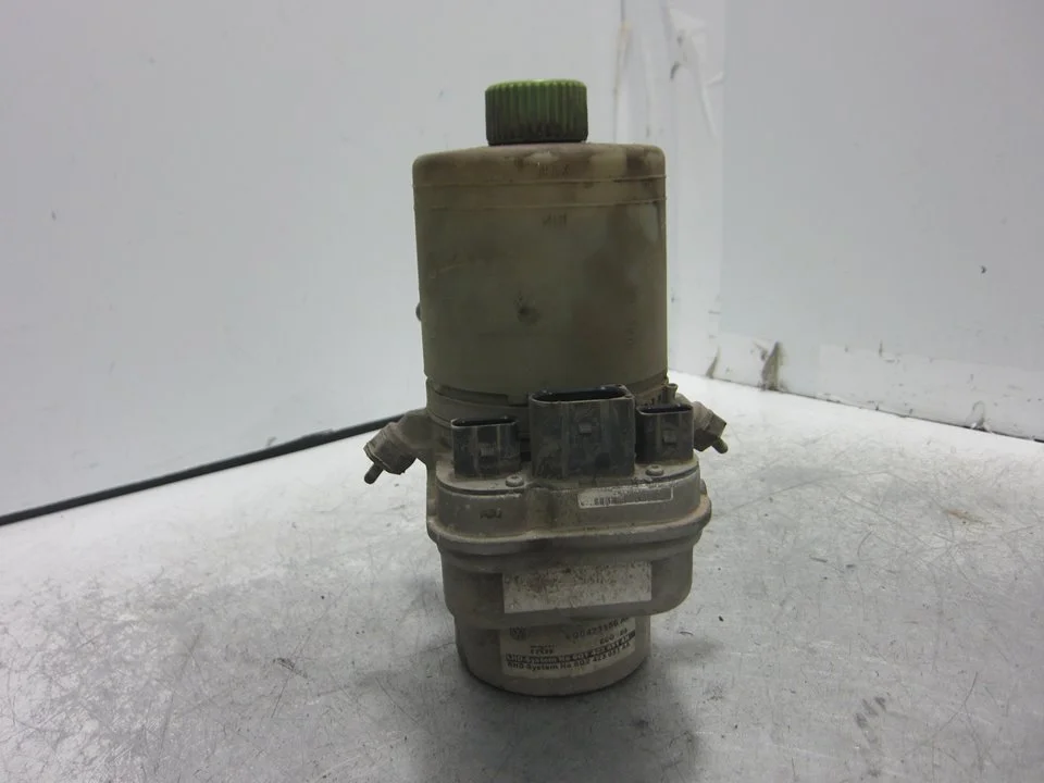 Foto de BOMBA DIRECCION SEAT IBIZA (6L1) 1.4 16V (75 CV / 55 KW) referencia 6Q0423156AB