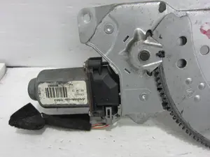 Foto de ELEVALUNAS DELANTERO IZQUIERDO NISSAN KUBISTAR (X76) 1.5 dCi Turbodiesel CAT (82 CV / 60 KW) referencia 400663 foto 6