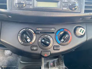 Foto de MANDO CALEFACCION / AIRE ACONDICIONADO NISSAN MICRA (K12E) 1.2 CAT (65 CV / 48 KW) referencia 27515AX701
