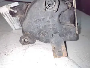Foto de FARO ANTINIEBLA IZQUIERDO VOLKSWAGEN POLO III BERLINA (6N2) 1.4 TDI (75 CV / 55 KW) referencia 96404900 foto 3