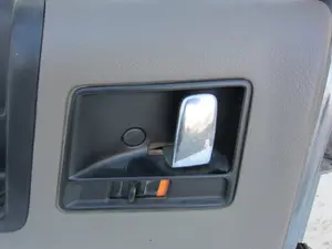 Foto de MANETA INTERIOR TRASERA DERECHA CHRYSLER JEEP GR.CHEROKEE (ZJ)/(Z) 5.2 V8 CAT (211 CV / 155 KW)