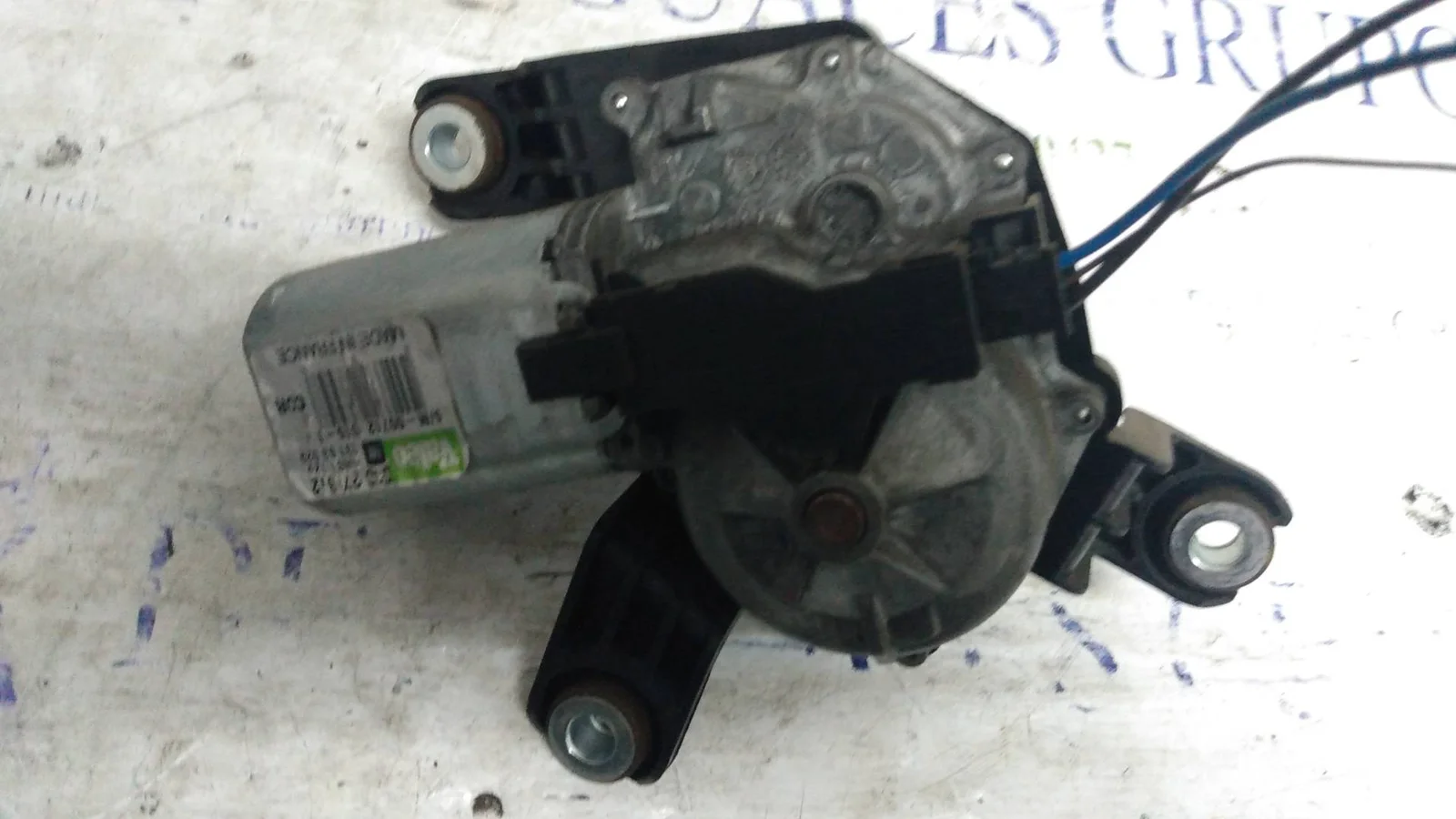 Foto de MOTOR ELEVALUNAS DELANTERO IZQUIERDO OPEL CORSA D 1.3 16V CDTI (95 CV / 70 KW) referencia 50027312