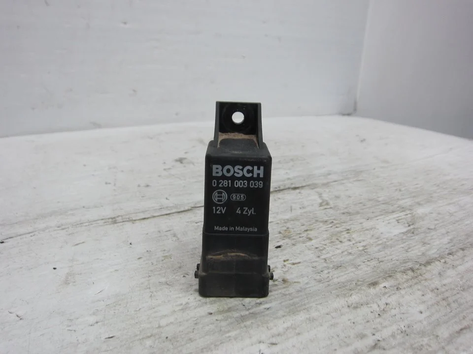 Foto de CAJA PRECALENTAMIENTO PEUGEOT BOXER (333/335) FURGÓN TECHO ELEVADO BAT.4035MM 3.0 HDI FAP CAT (146 CV / 107 KW) referencia 0281003039