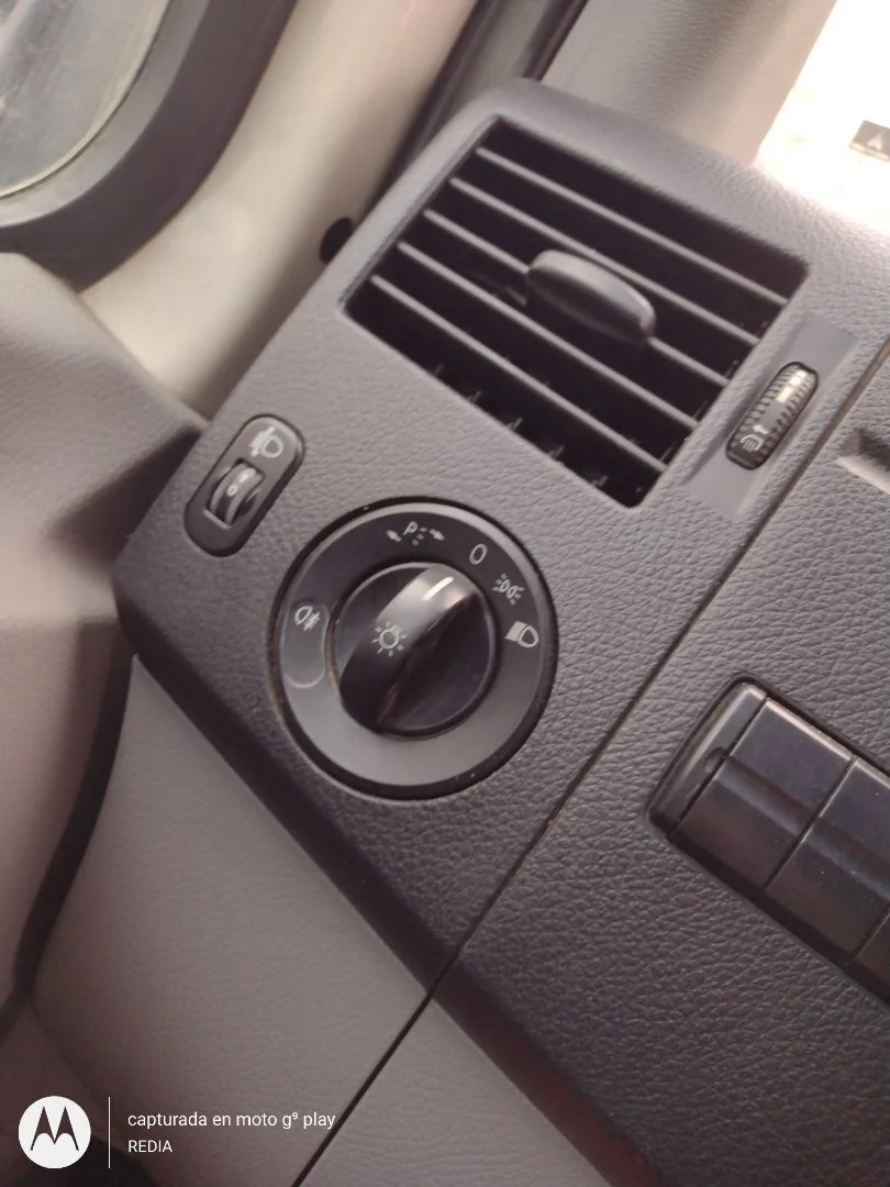 Foto de MANDO INTERMITENTES VOLKSWAGEN CRAFTER FURGÓN (2E) 2.5 TDI DPF (109 CV / 80 KW)