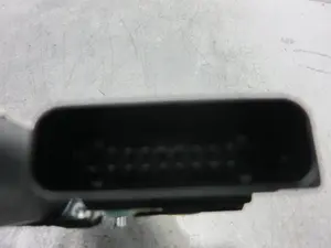 Foto de MOTOR ELEVALUNAS TRASERO IZQUIERDO SEAT ALTEA XL (5P5) 1.9 TDI (105 CV / 77 KW) referencia 995914332 foto 2