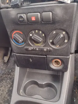 Foto de CENICERO OPEL ZAFIRA A 2.0 DTI (101 CV / 74 KW) referencia 9104908