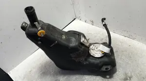 Foto de DEPOSITO GASOLINA APRILIA SR-GT 125 referencia 1B008139
