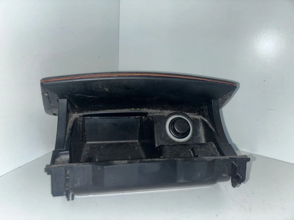 Foto de CENICERO SIN MARCA SIN MODELO referencia A2036805250