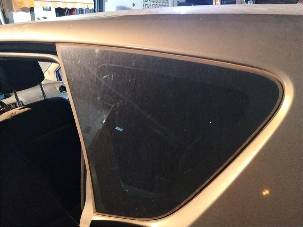 Foto de LUNA CUSTODIA TRASERA IZQUIERDA OPEL MERIVA B