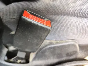 Foto de PRETENSOR AIRBAG IZQUIERDO CITROEN BERLINGO FURGÓN 1.6 16V HDi FAP (75 CV / 55 KW)