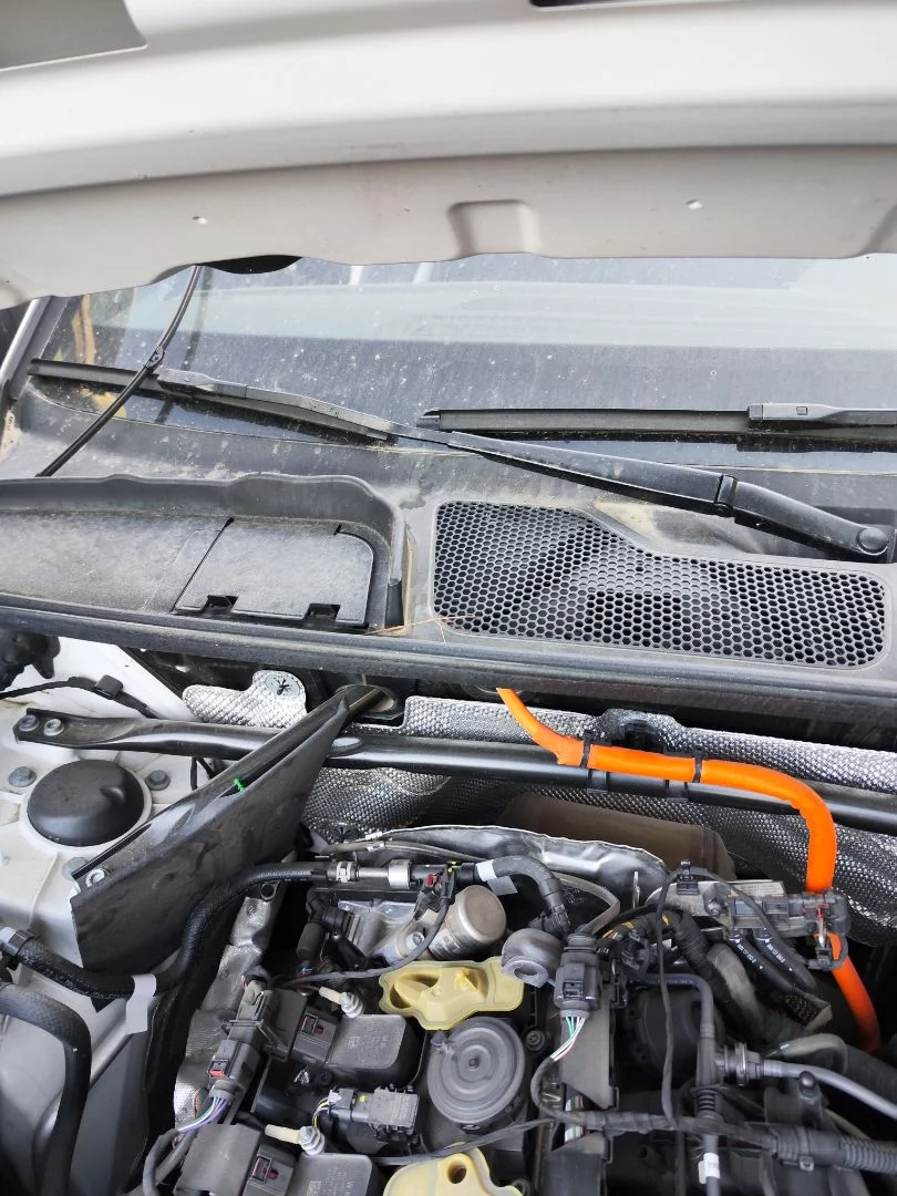 Foto de BRAZO LIMPIA DELANTERO DERECHO AUDI Q5 FYG Híbrido 220 kW (2.0 Ltr. - 195 kW TFSI) (299 CV / 220 KW) referencia 80B955408