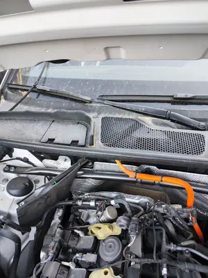 Foto de BRAZO LIMPIA DELANTERO DERECHO AUDI Q5 FYG Híbrido 220 kW (2.0 Ltr. - 195 kW TFSI) (299 CV / 220 KW) referencia 80B955408