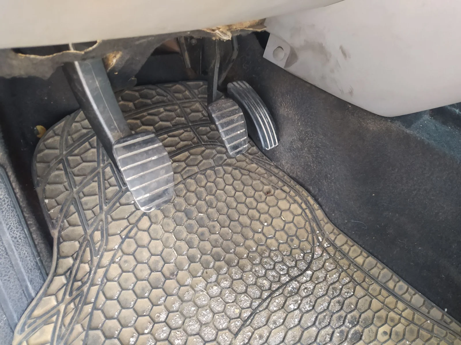 Foto de PEDAL FRENO RENAULT SCENIC II (JM) 1.5 dCi Diesel (106 CV / 78 KW) referencia 8200155989