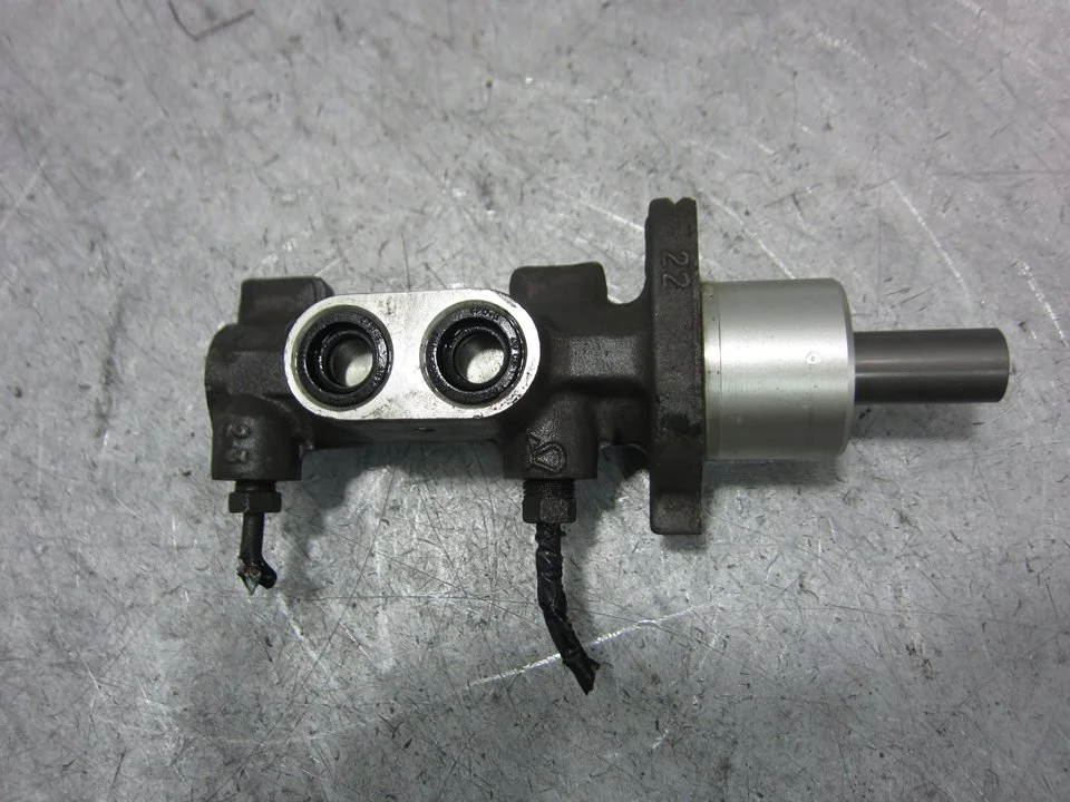 Foto de BOMBA FRENO PEUGEOT 206 1.4 HDi (68 CV / 50 KW) referencia 4601F8