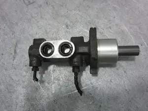 Foto de BOMBA FRENO PEUGEOT 206 1.4 HDi (68 CV / 50 KW) referencia 4601F8 foto 1