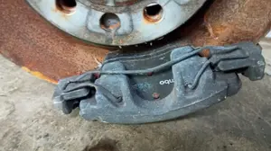Foto de PINZA DE FRENO DELANTERA IZQUIERDA VOLKSWAGEN GOLF VI (5K1)(10.2008) referencia 1K0615123