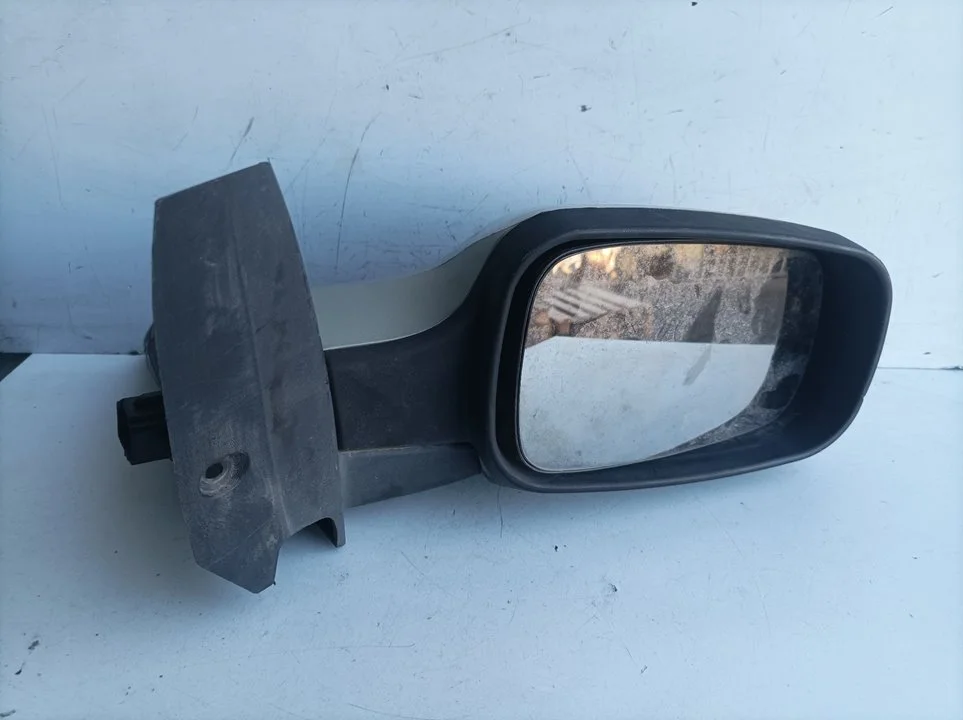 Foto de RETROVISOR DERECHO RENAULT SCENIC II (JM) 1.9 dCi Diesel (120 CV / 88 KW) referencia 015877