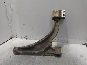 Foto de BRAZO SUSPENSION INFERIOR DELANTERO DERECHO OPEL ASTRA J BERLINA 5P 1.7 16V CDTI (110 CV / 81 KW) referencia 13205826