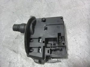 Foto de MANDO LIMPIA RENAULT KANGOO II (F/KW0) 1.5 dCi Diesel (68 CV / 50 KW) referencia 88103009083 foto 6