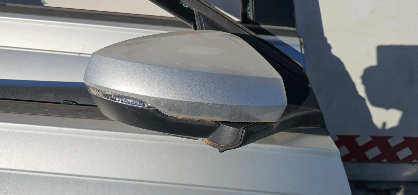Foto de RETROVISOR DERECHO VOLKSWAGEN POLO VI (AW1)(08.2017) 1.0 (65 CV / 48 KW)