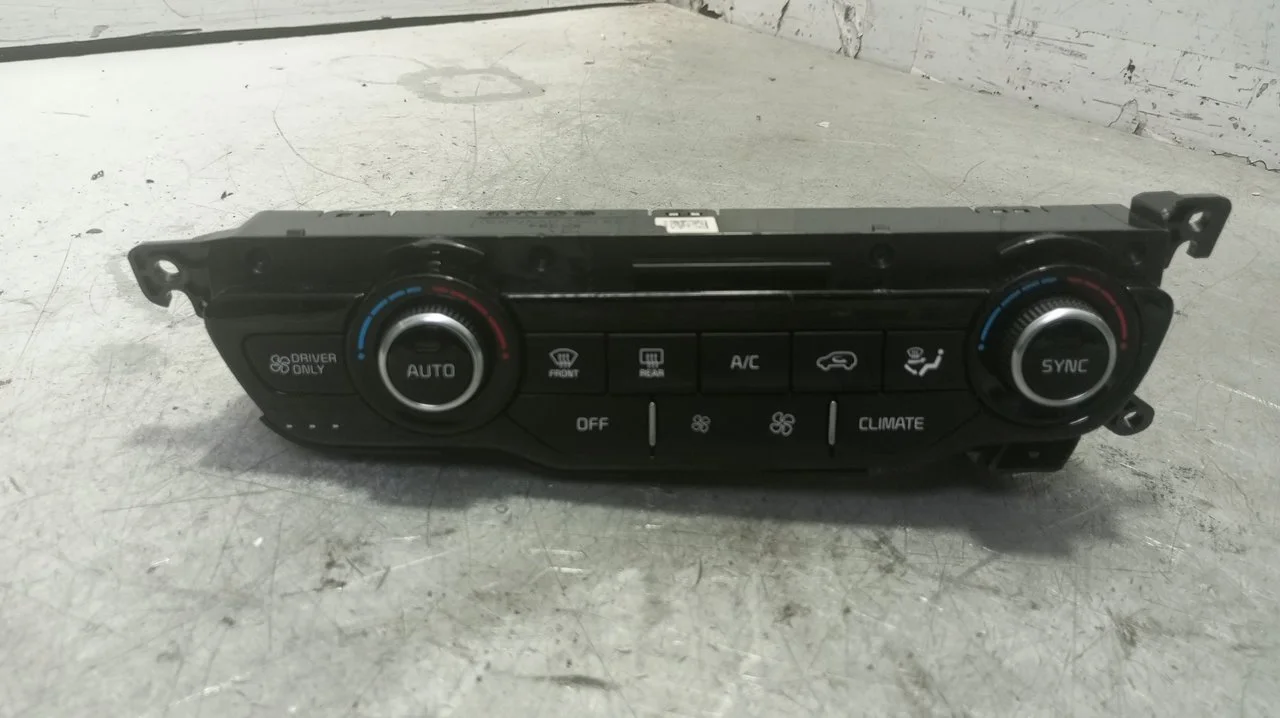 Foto de MANDO CALEFACCION / AIRE ACONDICIONADO KIA NIRO (SG2) Híbrido 104 kW (1.6 Ltr. - 77 kW) (141 CV / 104 KW) referencia 97250G5CF0