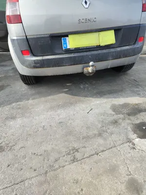 Foto de PARAGOLPES TRASERO RENAULT SCENIC II (JM) 1.5 dCi Diesel (101 CV / 74 KW) referencia 7701474785 foto 2