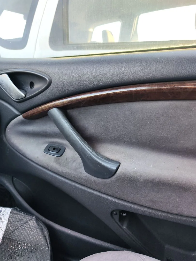 Foto de ELEVALUNAS DELANTERO DERECHO CITROEN C5 BERLINA 2.0 HDi (109 CV / 80 KW)