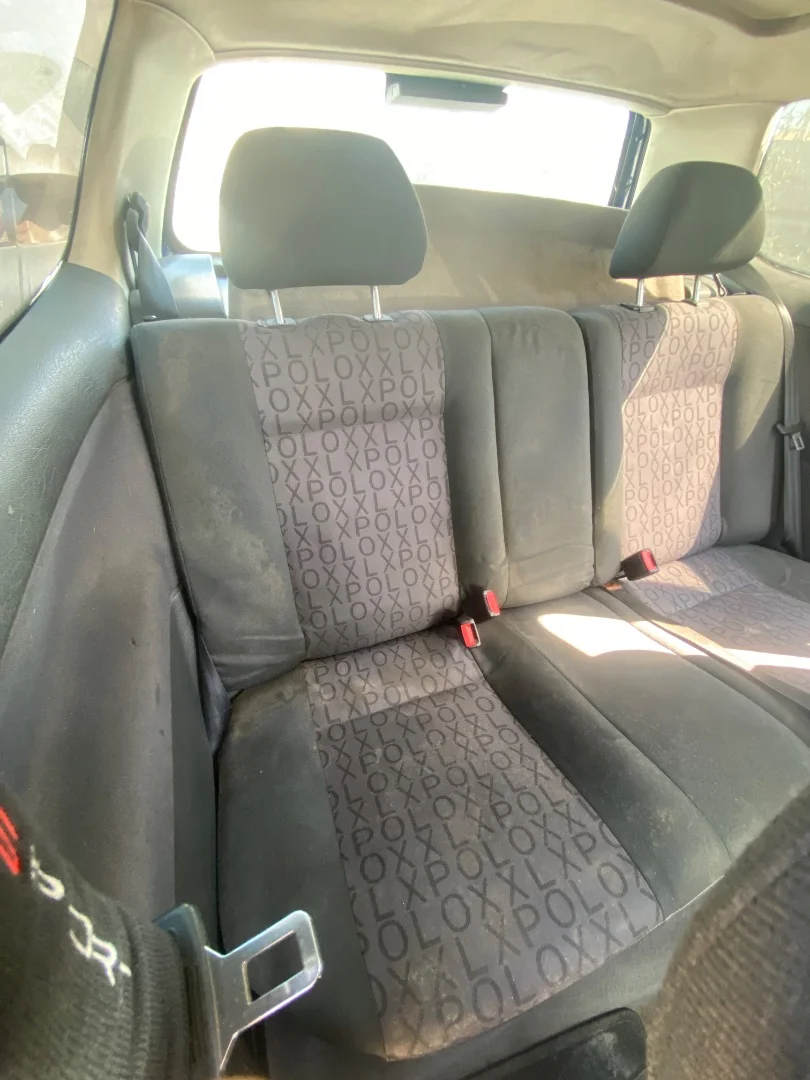 Foto de ASIENTOS TRASERO DERECHO VOLKSWAGEN POLO III (6N1) 1.4 (60 CV / 44 KW) referencia 6N0885806E FKZ