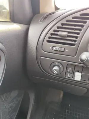 Foto de MANDO RETROVISOR CITROEN XSARA BERLINA 2.0 HDi CAT (RHY / DW10TD) (90 CV / 66 KW)