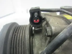 Foto de COMPRESOR AIRE ACONDICIONADO FORD TRANSIT CONNECT (TC7) referencia Y34H19D629AC foto 4