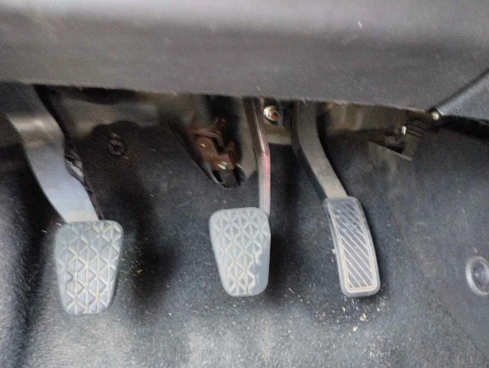 Foto de PEDAL FRENO FORD FIESTA (CNN) 1.5 TDCi CAT (75 CV / 55 KW) referencia 2107407