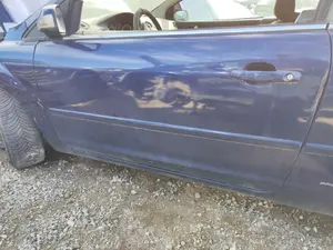 Foto de PUERTA DELANTERA IZQUIERDA FORD FOCUS CABRIO (CA5) 2.0 TDCi CAT (136 CV / 100 KW)