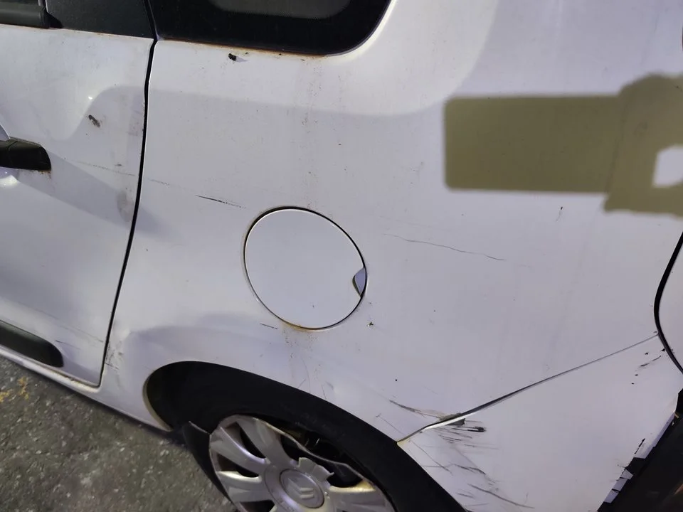 Foto de TAPA EXTERIOR COMBUSTIBLE CITROEN C3 PICASSO 1.6 HDi FAP (92 CV / 68 KW) referencia 1517G8