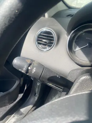 Foto de MANDO MULTIFUNCION PEUGEOT 308 1.6 16V HDi (90 CV / 66 KW)