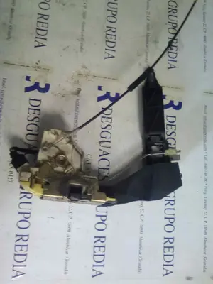 Foto de CERRADURA PUERTA DELANTERA DERECHA FORD FOCUS BERLINA (CAK) 1.6 16V CAT (101 CV / 74 KW) referencia XS41A21812CF
