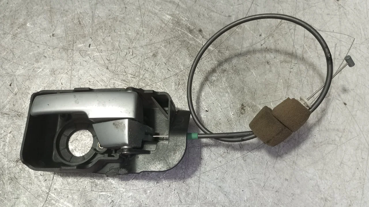 Foto de MANETA INTERIOR TRASERA IZQUIERDA FORD MONDEO BERLINA (GE) 2.5 V6 24V CAT (170 CV / 125 KW) referencia 1S71F22601