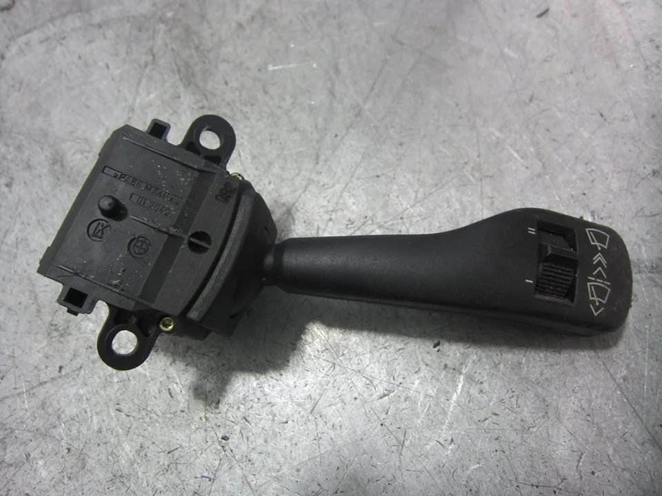Foto de MANDO LIMPIA BMW SERIE 3 COMPACTO (E46) M47N204D4 referencia 8363669