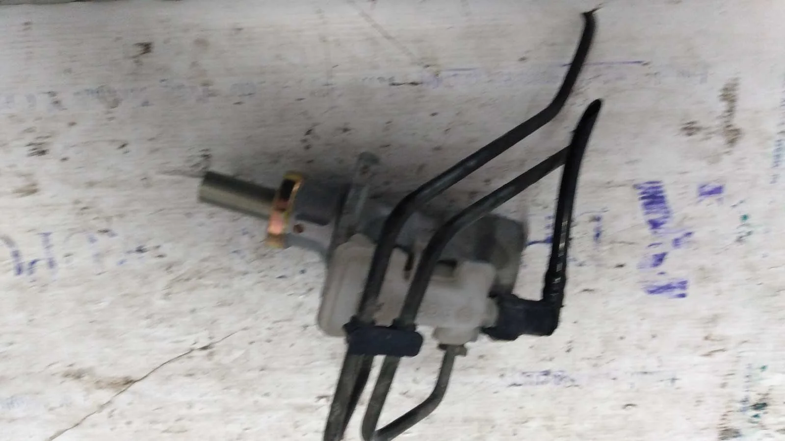 Foto de BOMBA FRENO FORD FOCUS BERLINA (CAK) referencia Z1030399