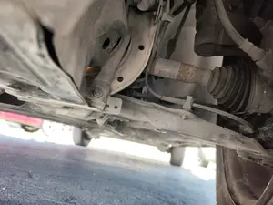 Foto de BRAZO SUSPENSION DELANTERO IZQUIERDO RENAULT KANGOO II (F/KW0) 1.5 dCi Diesel CAT (86 CV / 63 KW)