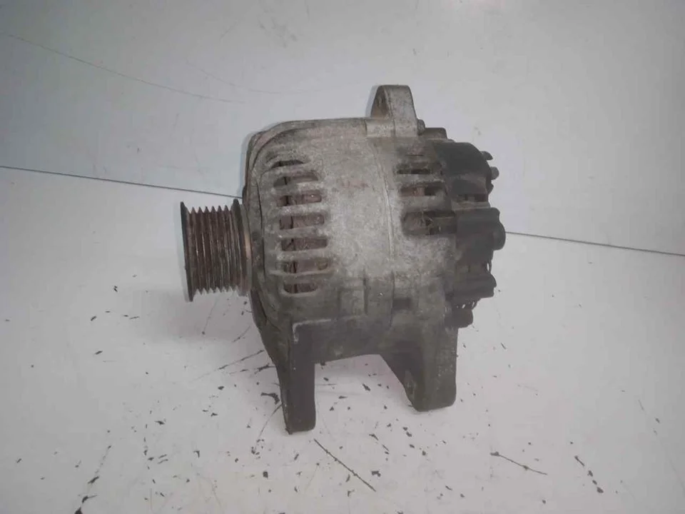 Foto de ALTERNADOR RENAULT MEGANE II BERLINA 5P referencia 8200290215