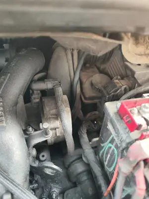 Foto de VALVULA AIRE ADICIONAL RENAULT SCENIC II (JM) 1.9 dCi Diesel (120 CV / 88 KW) referencia 8200720558